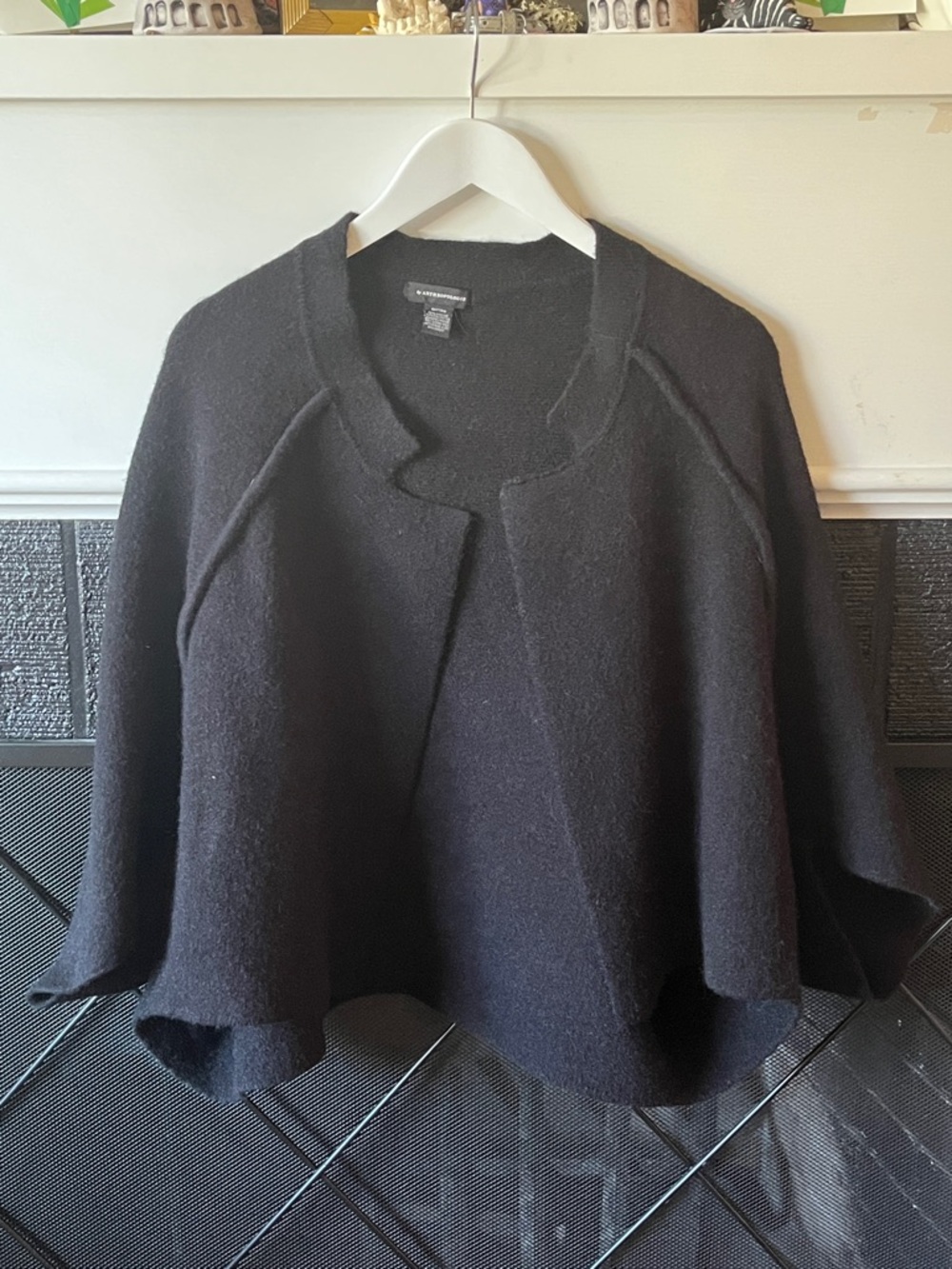 Anthropologie Black Open-Front Wool Blend Women's Sweater Capelet size medium